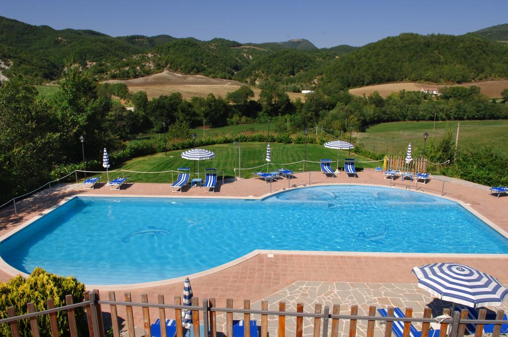 Willa Agriturismo Ca Serrantonio Urbania Zewnętrze zdjęcie